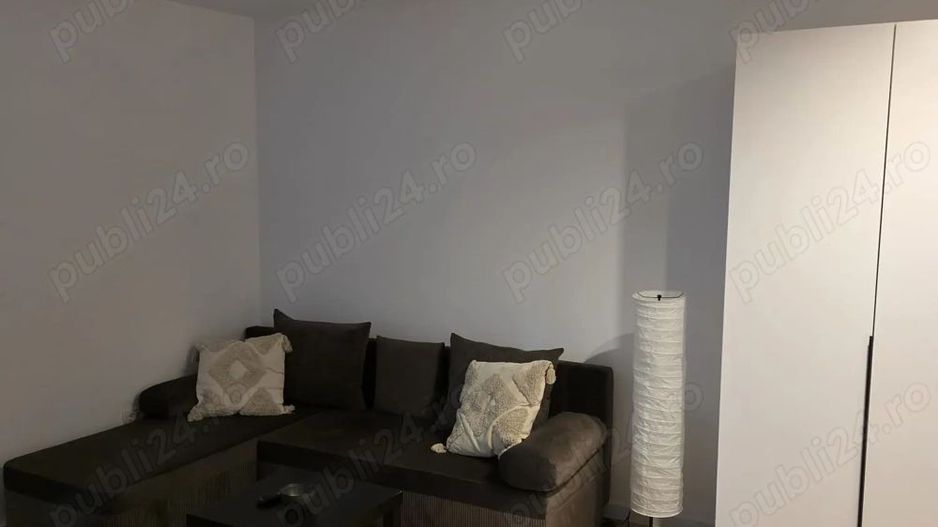 Închiriez garsonieră, Unirii, individuală, centrală proprie - Poză 3