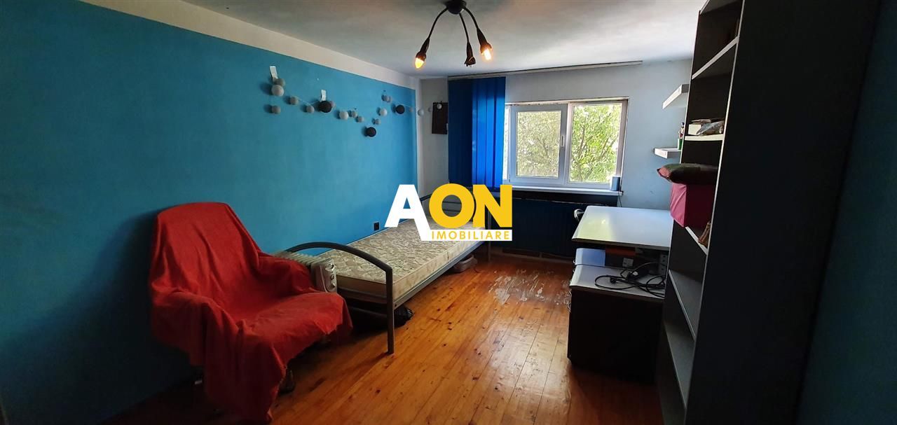 Casa cu 5 camere, 1500 mp teren, Centru. Pretabila pentru muncitori - Poză 14