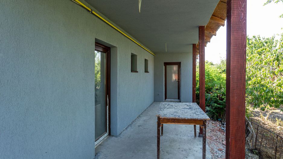 Casă în Vladimirescu, zonă liniștită, 17,5 m front stradal. - Poză 9