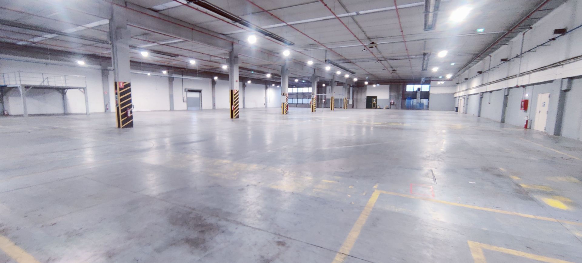 Hala productie /depozitare -zona C.  Sagului - Poză 1