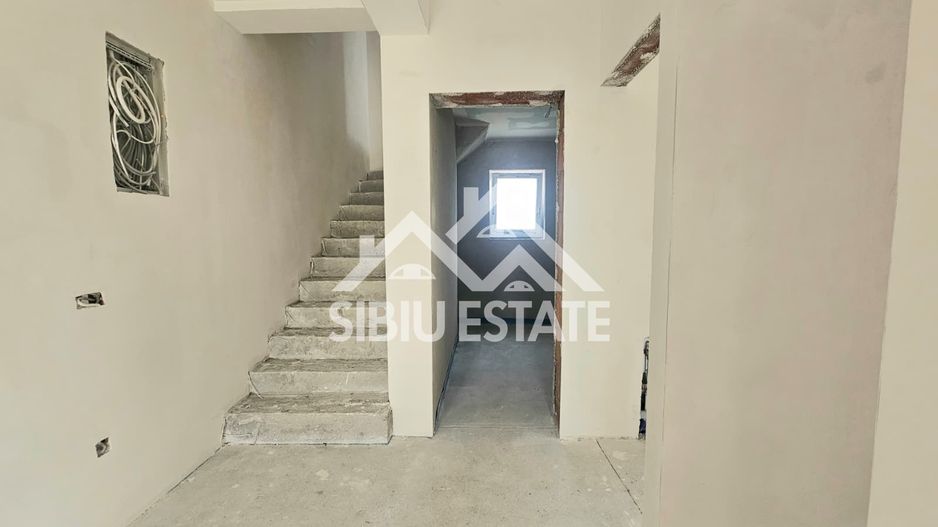 Casa Selimbar, Sibiu 3 dormitoare, 3 bai, terasa - Poză 16