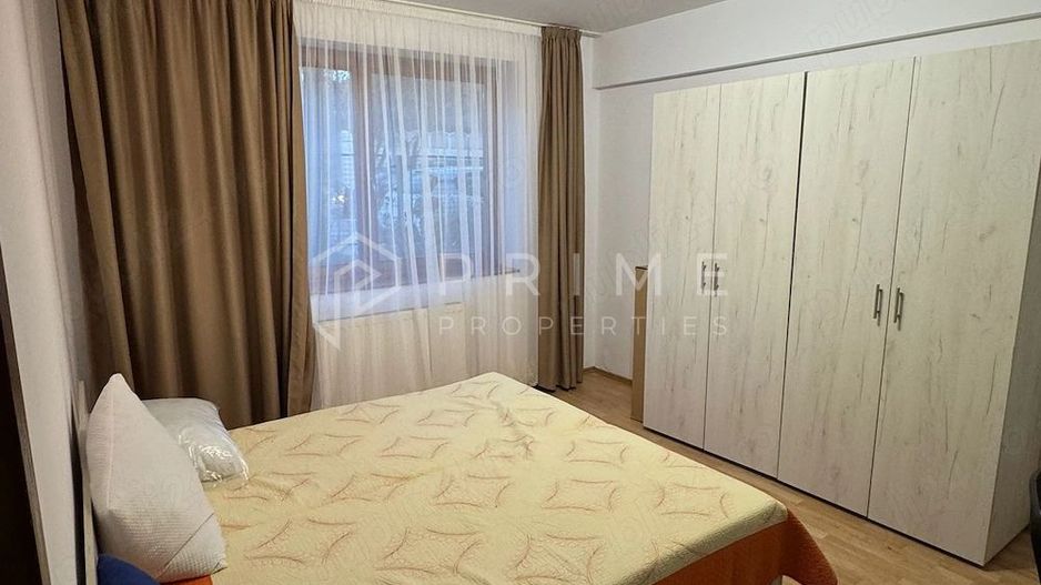 Vă prezentăm 2 camere, confort și acces rapid UMFST - Poză 1