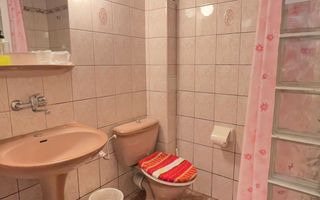 Hotel / Pensiune de vânzare în Central, Slanic-Moldova - Poză 15