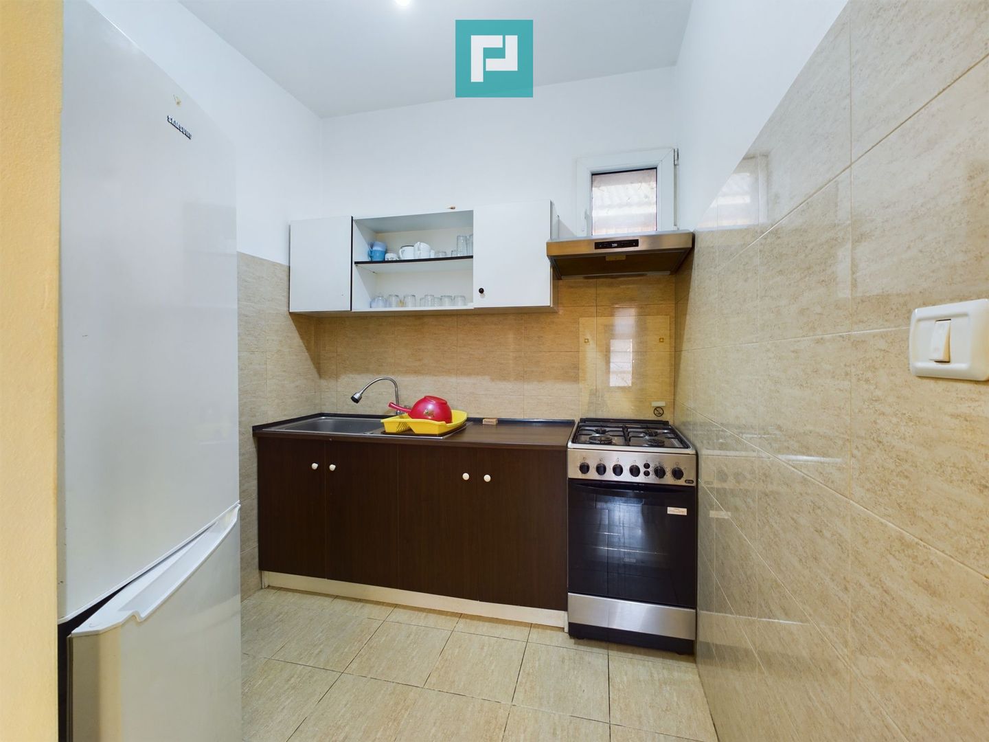 Casă cu 5 camere în Vladimirescu - Poză 9