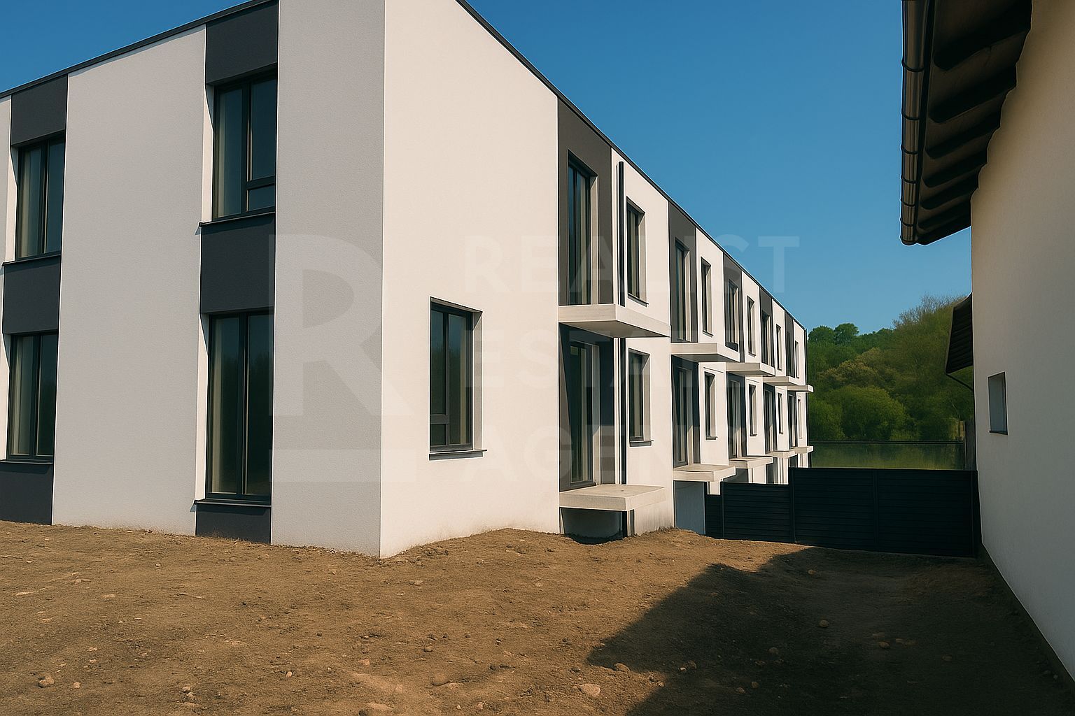 Vânzare, townhouse, 3 nivele, 186 mp, str. Potîrnicii, Codru - Poză 1