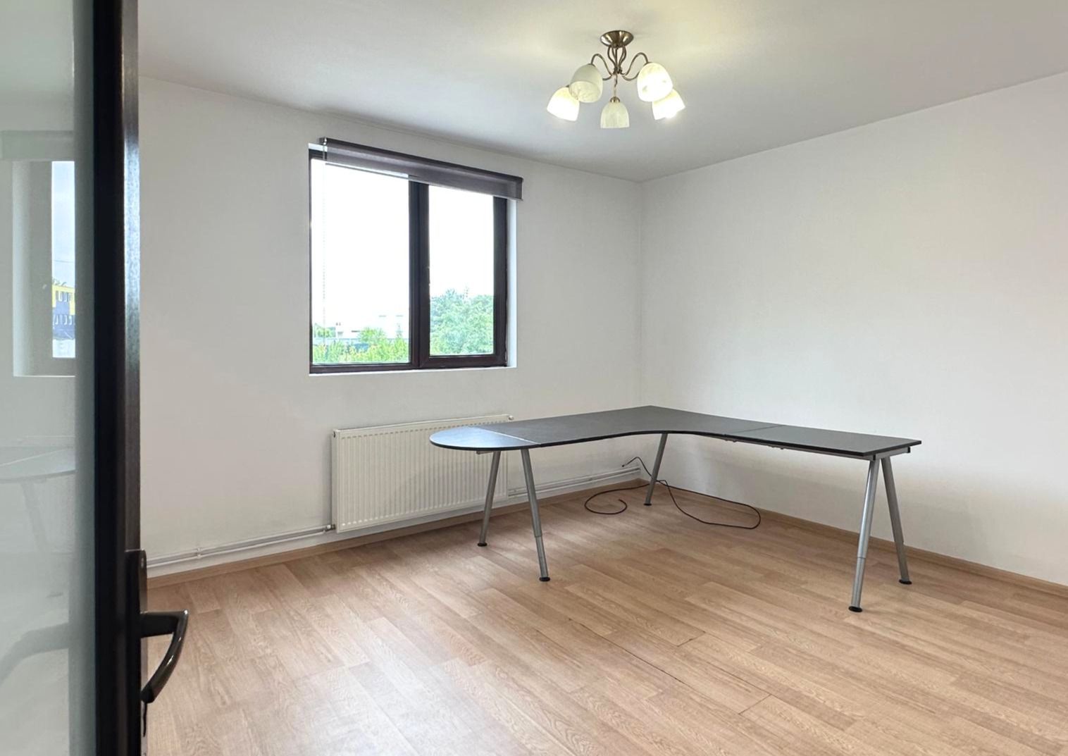 Casă complet renovată cu 4 camere și garaj generos Băneasa, Sector 1 - Poză 14