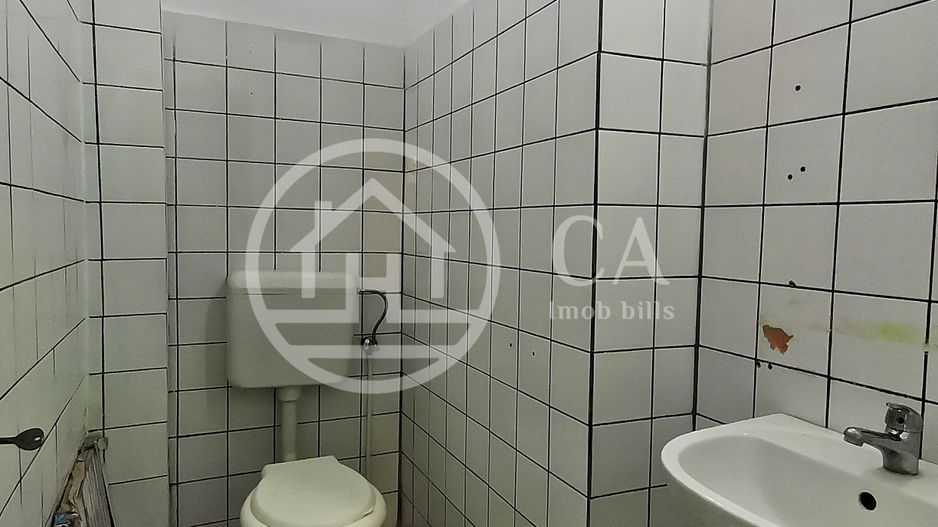 Spatiu comercial de inchiriat cu 3 camere in zona Decebal, Oradea - Poză 6