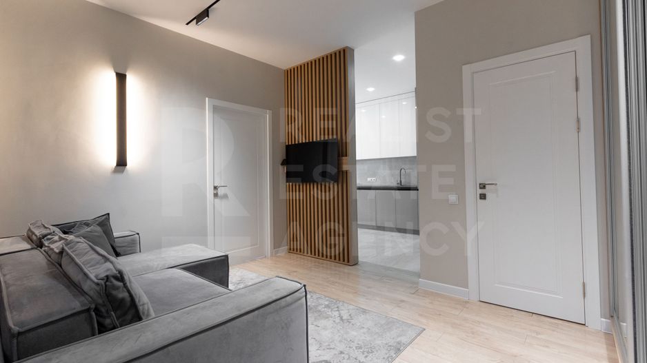 Chirie, 2 odăi + living, str. Avram Iancu, Centru - Poză 12