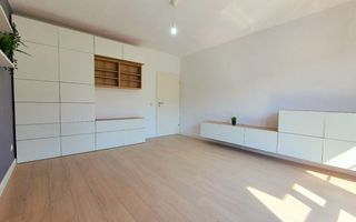 Apartament cochet, etaj intermediat, parcare inclusa ! - Poză 2