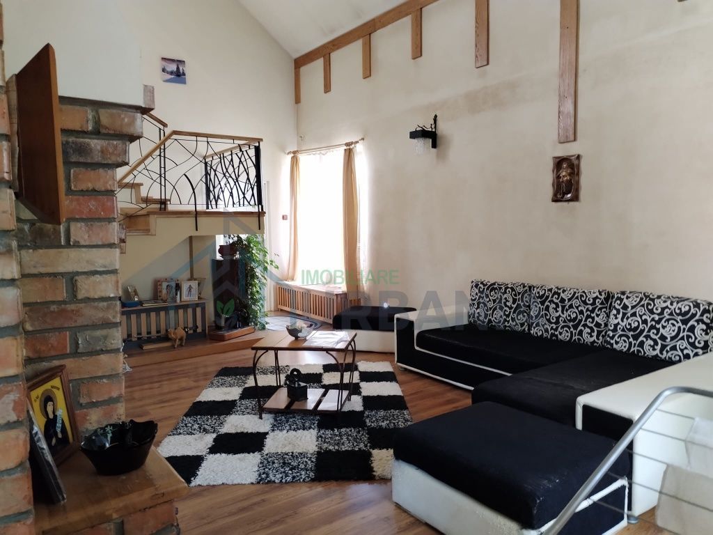 Casă cu etaj strada.Moara de Vănt - Poză 2