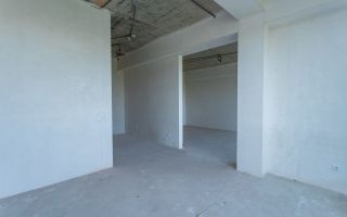 Apartament spațios cu 3 camere pe str. Trandafirilor - Poză 10