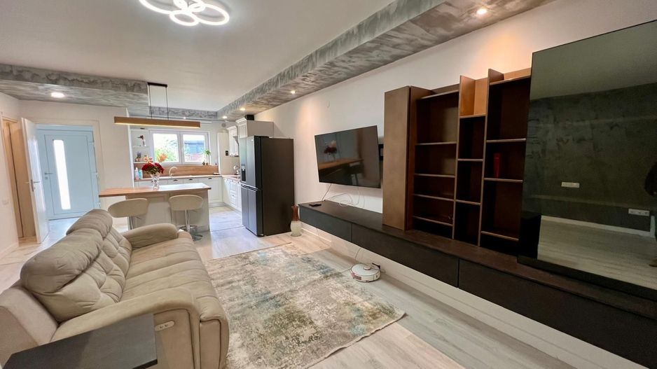Vila 4 camere Ansamblul Rezidential Cosmopolis - Poză 2