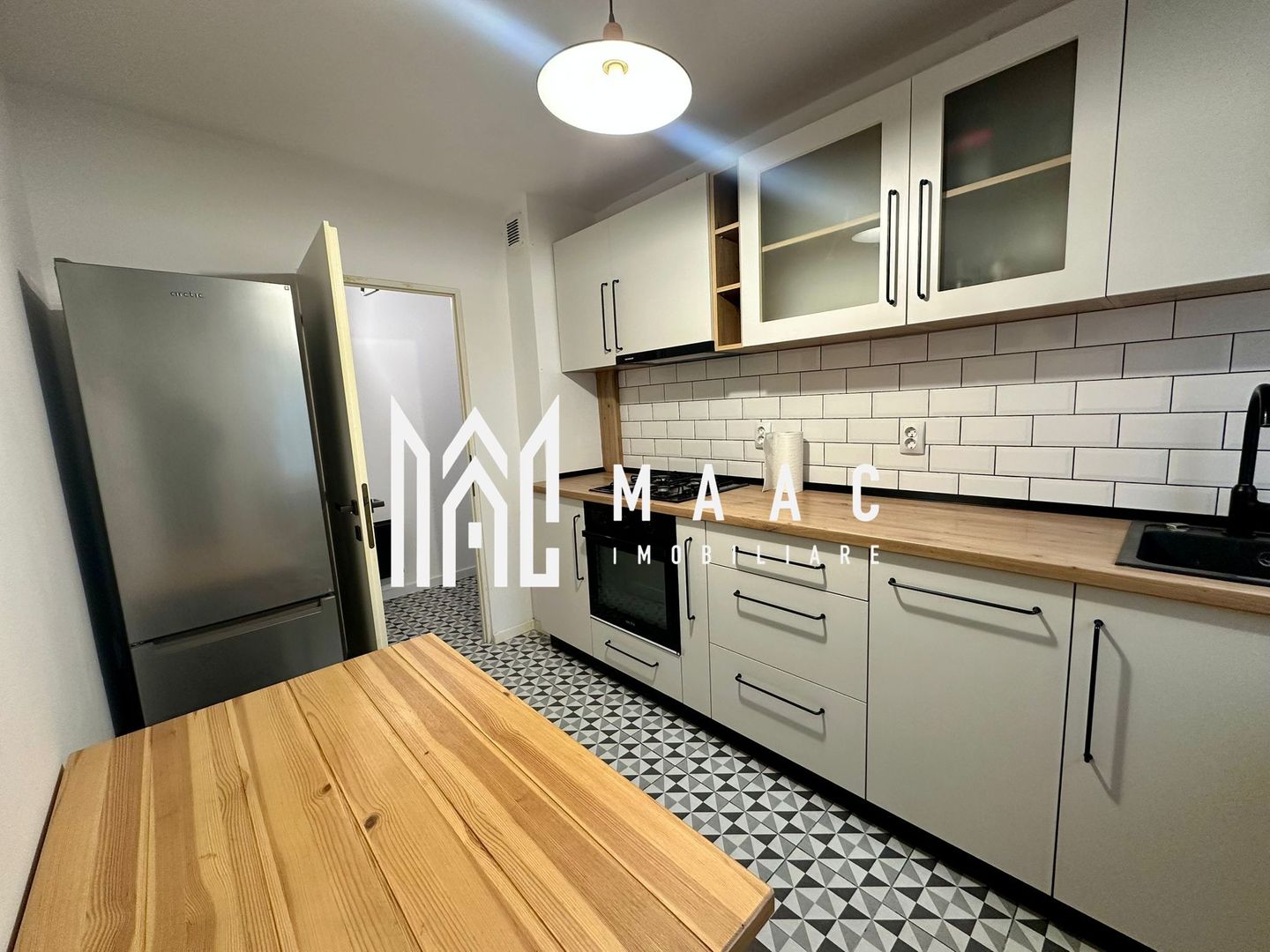 Apartament 3 Camere I Etaj 3 I Renovat I Mihai Viteazul - Poză 2