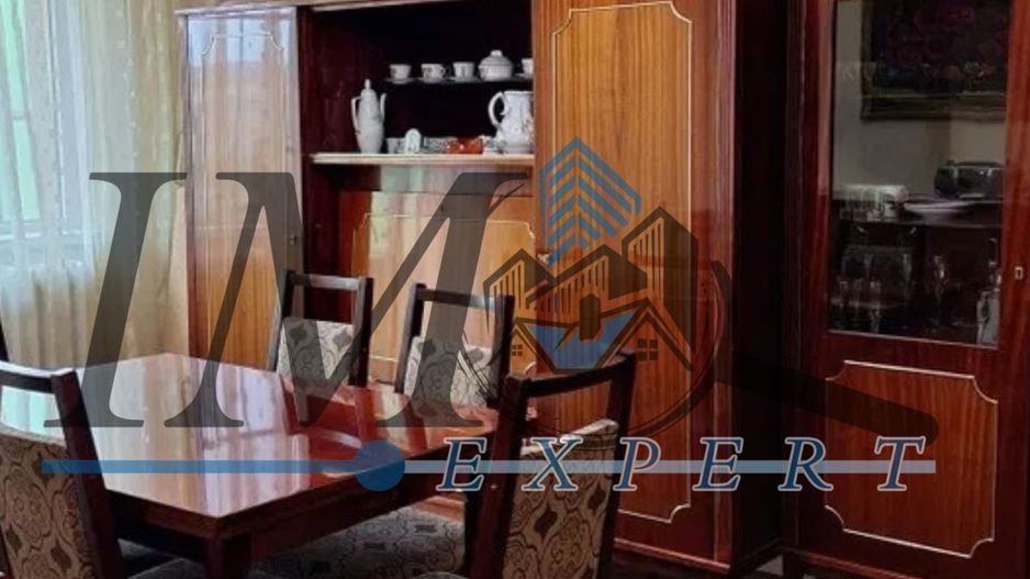 Apartament 3 camere suprafata 75 mp zona Cetate Piata et. 3 - Poză 2