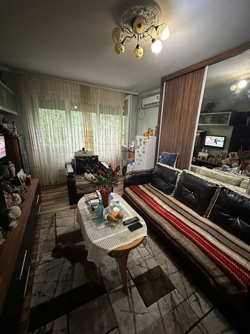 Garsoniera Zona Luica/Constantin Brancoveanu - Poză 1