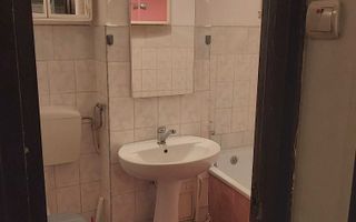 BRASADAS vinde ap 2 cam etaj 4/4 in Micro 14. - Poză 4