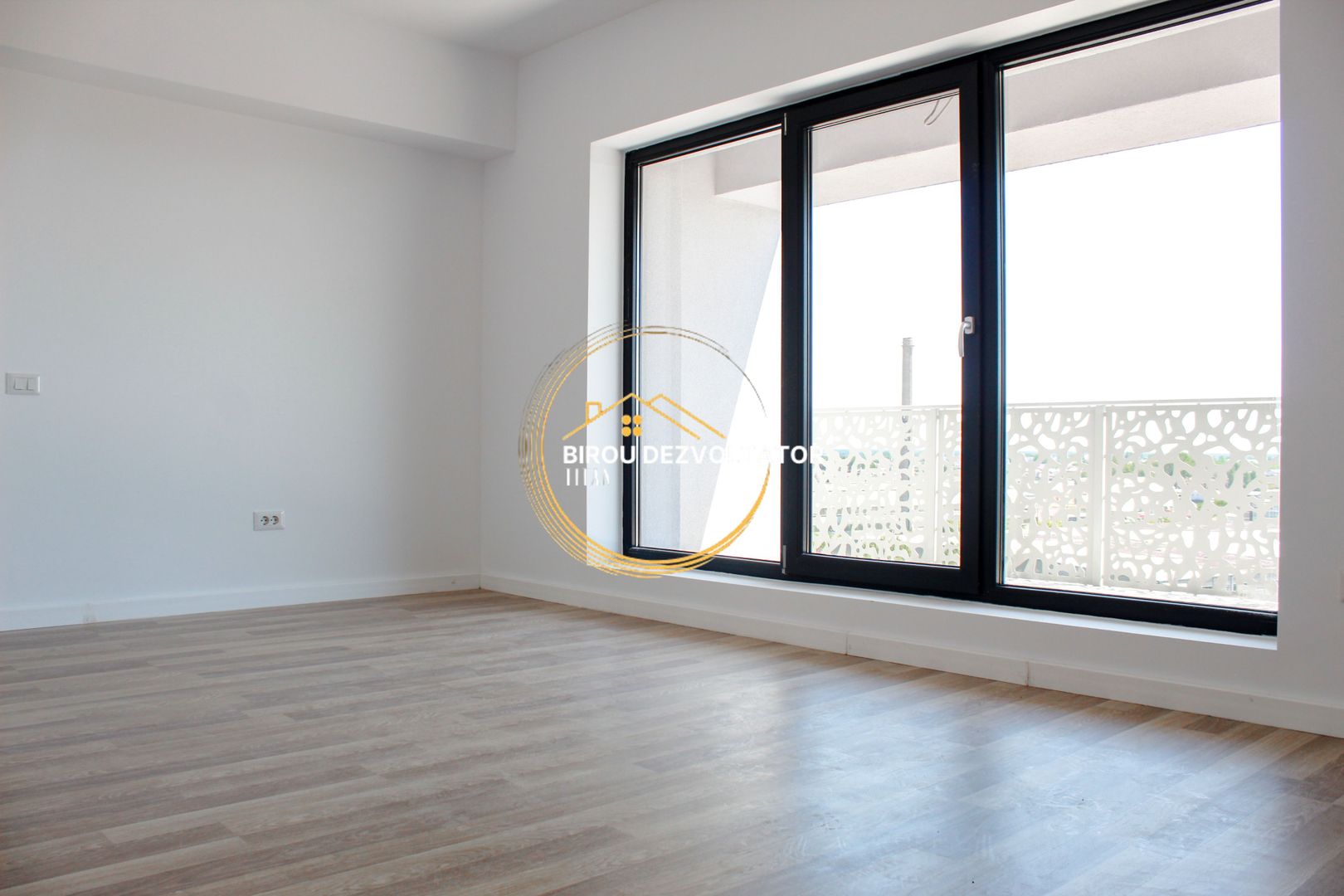Decomandat 2 bai Modern Titan Pallady Ikea Metrou Teclu 15 minute - Poză 7