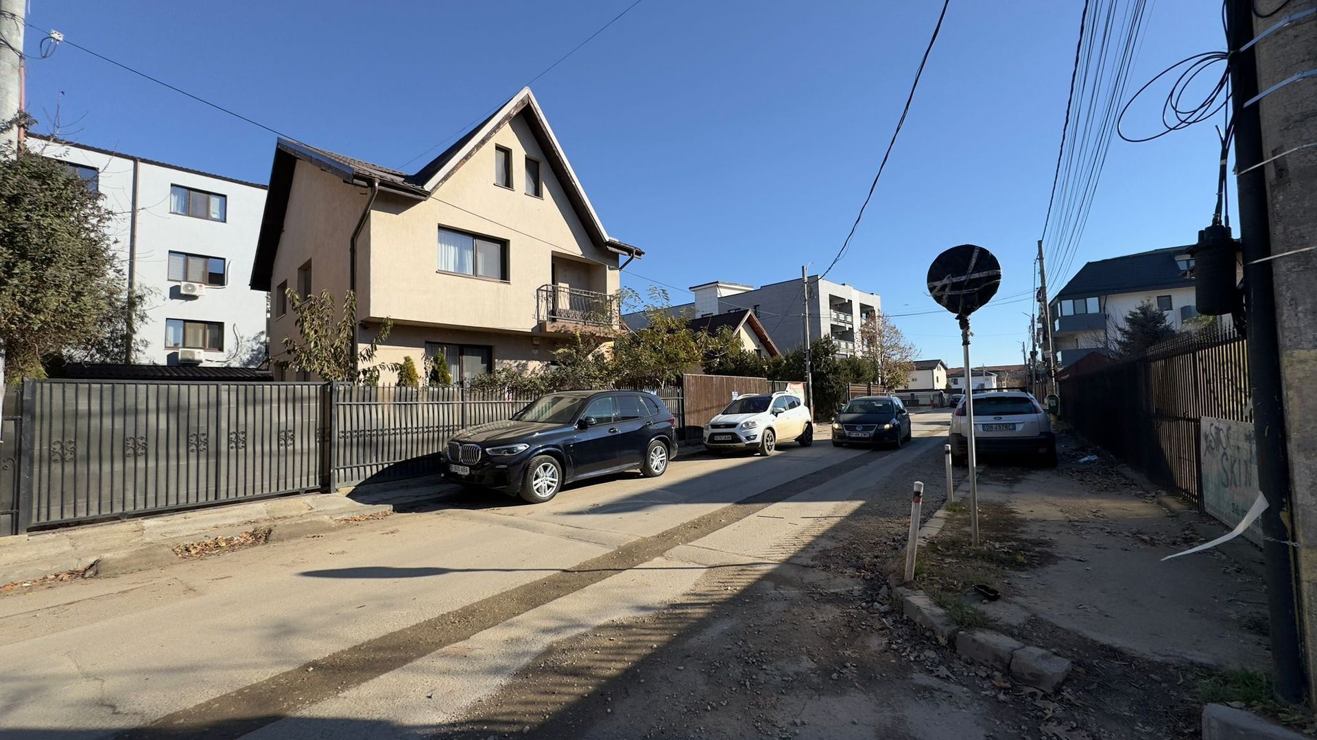 CASA INDIVIDUALA P+1+POD - STRADA  ASFALTATA / UTILITATI, COMISION 0% - Poză 3
