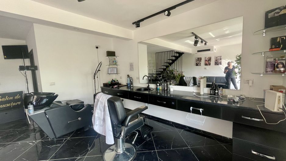 SPAȚIU COMERCIAL | COMPLET UTILAT PENTRU FRIZERIE| HORODNIC DE JOS - Poză 2