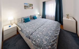 Piata Unirii|, apartament lux| cladire istorica| centrala proprie| 04.10.26 - Poză 4