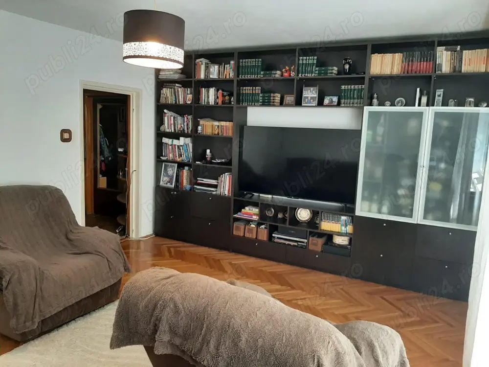 APARTAMENT SPATIOS ZONA 13 SEPTEMBRIE - Poză 3