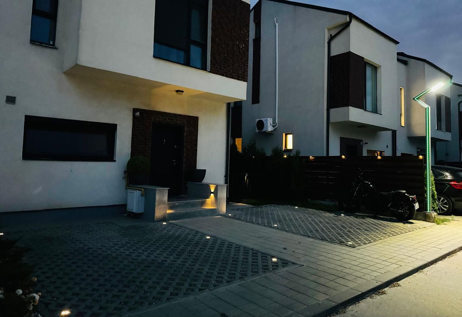 VILA MODERNA | COMPLET MOBILATA | PIPERA-TUNARI - Poză 20