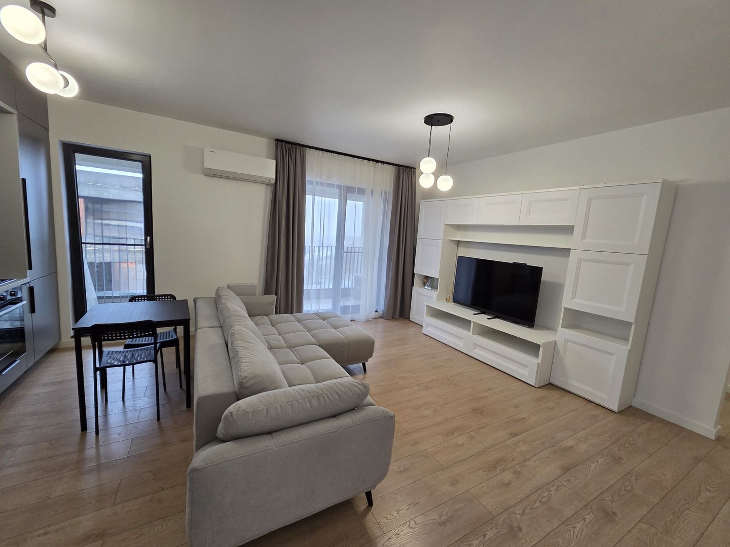 NOU! Apartament 3 camere complet mobilat, finisaje de calitate - Poză 4