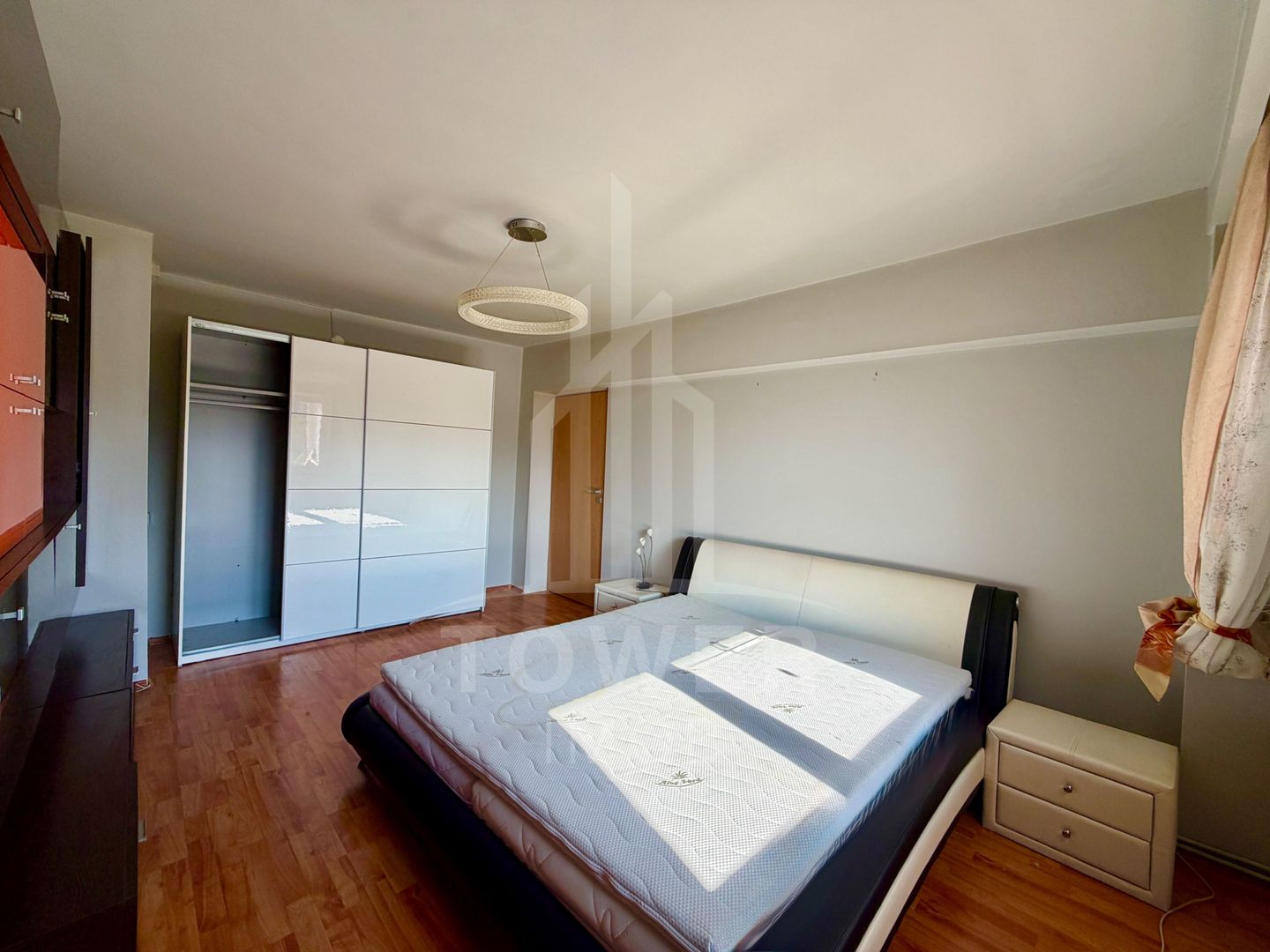 Apartament 3 camere-zona centrală - Poză 6