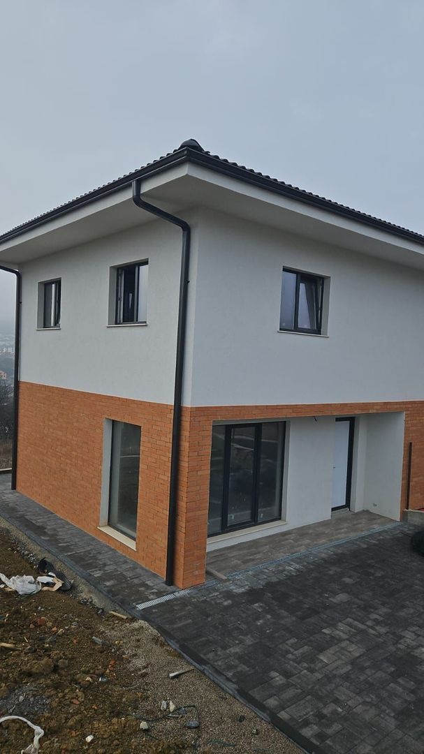 🏡 Duplex de vânzare | 120 mp utili | Teren 330 mp | Chinteni - Poză 6