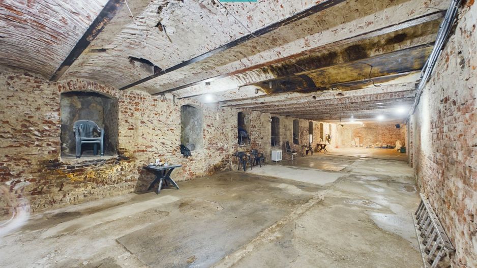 Spațiu ultracentral la demisol - Poză 2