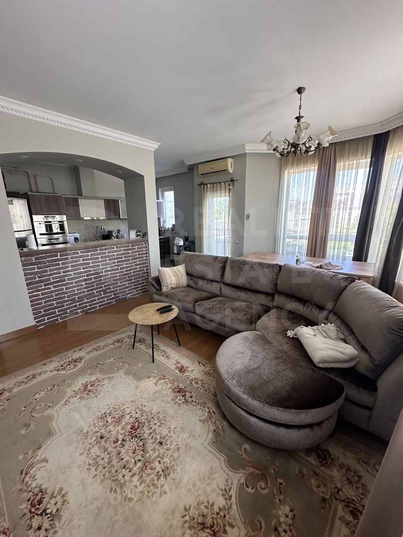 Chirie, apartament, 2 camere, strada București, Centru - Poză 2