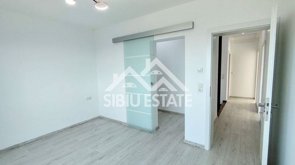 Casa noua 4 camere, garaj, pivnita Sibiu, Sura Mare - Poză 20