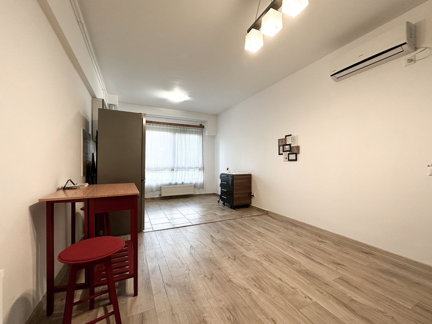 2 camere + boxa + parcare + acces piscina - Poză 10