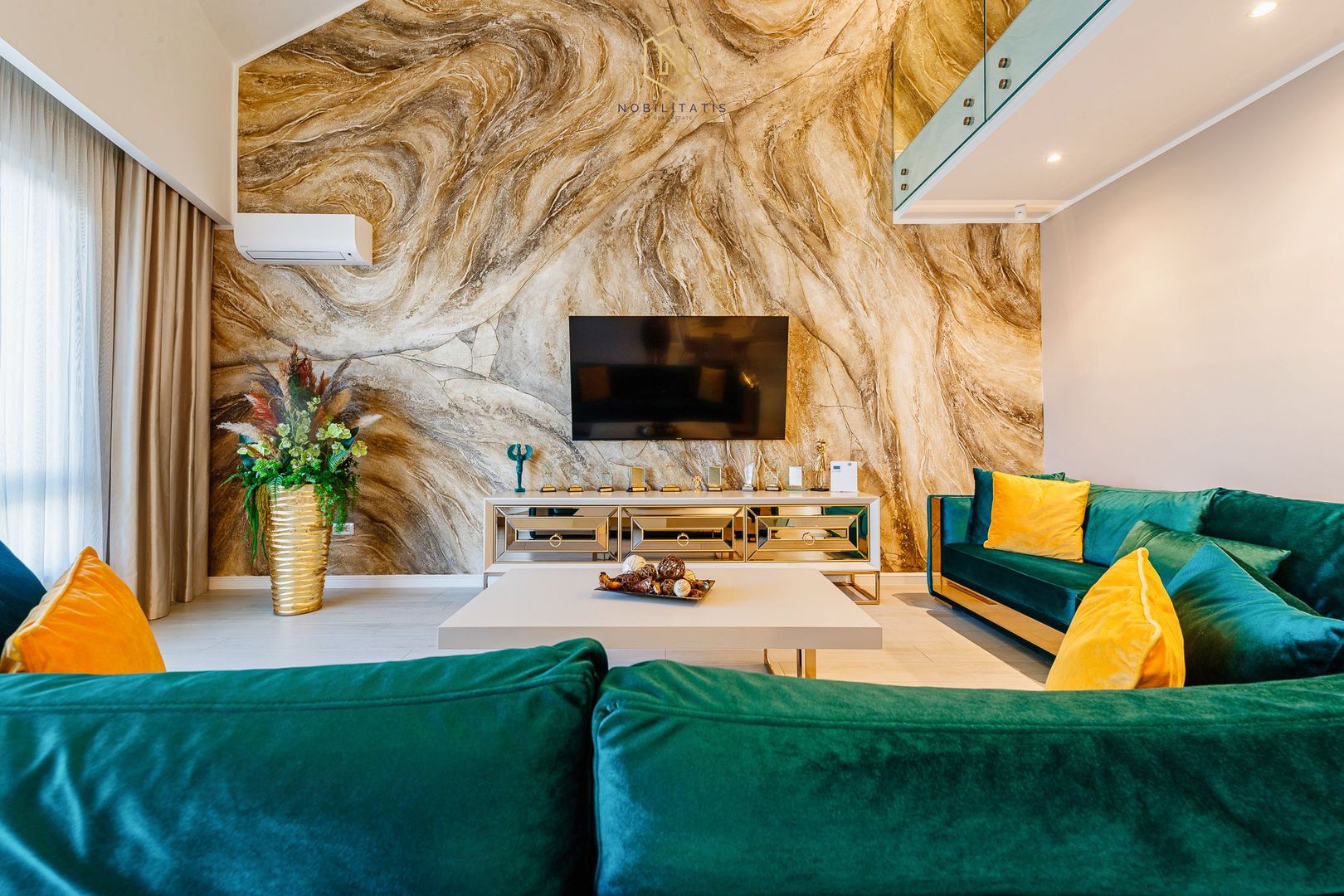 O Capodoperă Arhitecturală, Oferind Eleganță și Confort - Dumbravita - Poză 6