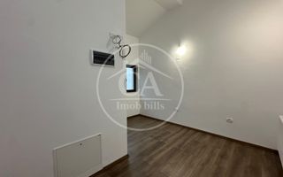 Casa de vanzare cu 3 camere in zona Valenta, Oradea - Poză 2