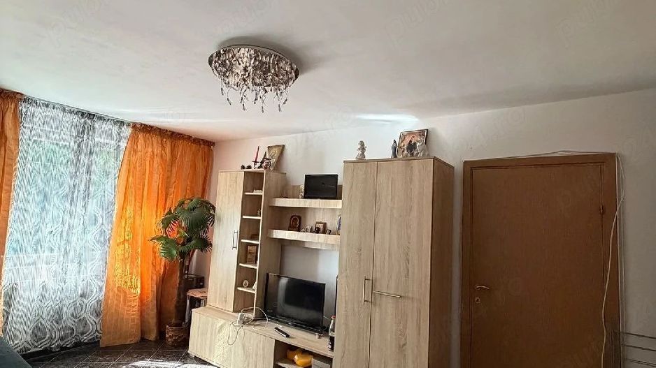 Vanzare Apartament 2 camere, 48 mp, parter, parcare, bloc reabilitat , Rahova - Poză 4