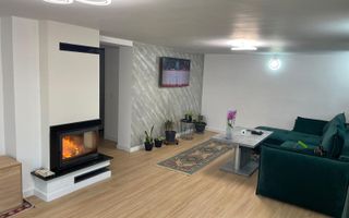 Casă/pensiune spațioasă în Berchez, Maramureș! - Poză 4