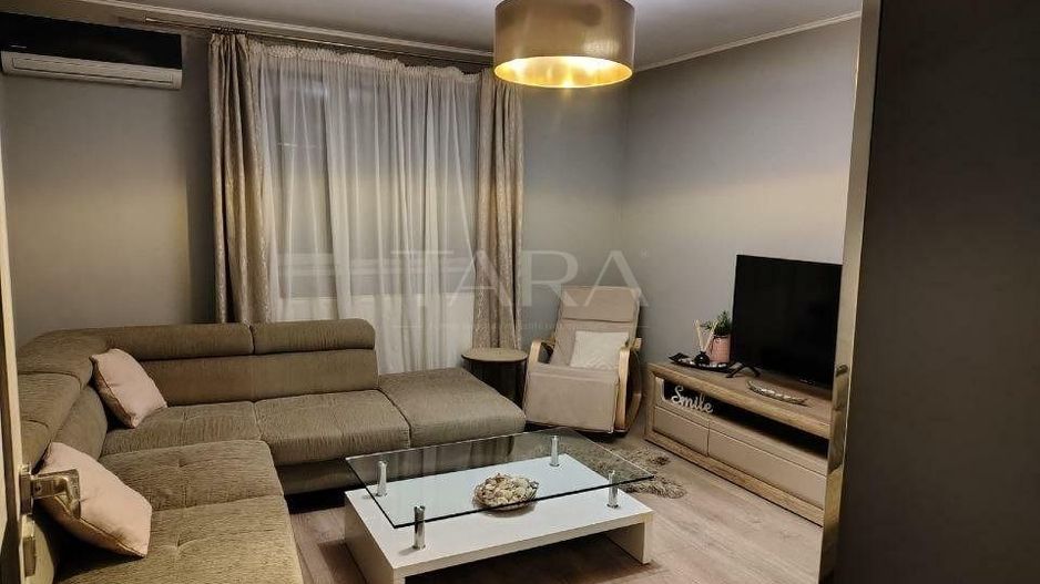 Casă modernă cu curte și foișor, zona Marasti - Poză 1