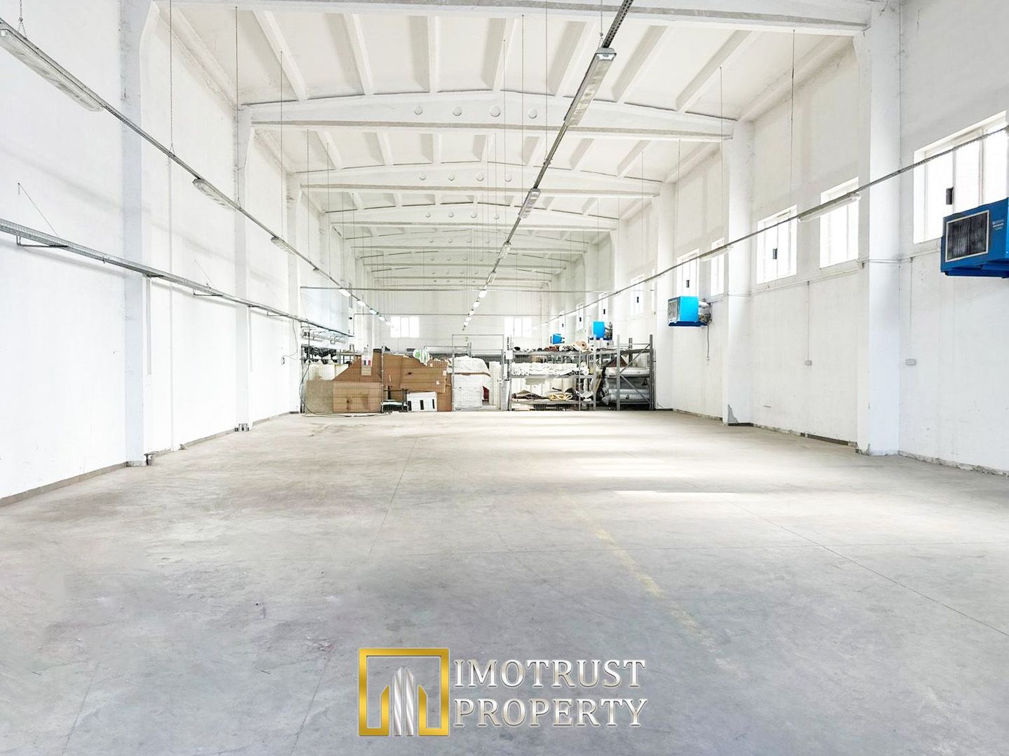Hală industrială de închiriat 674 mp, 7 m înălțime – Arad centru - Poză 4