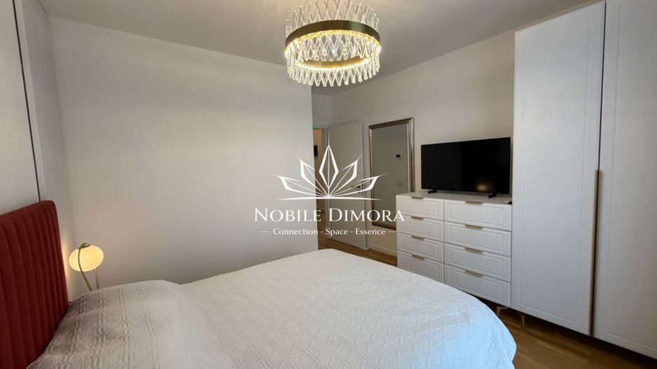 ISHO - Apartament cu 4 camere de lux, 2 bai, 2 balcoane, parcare privata - Poză 11