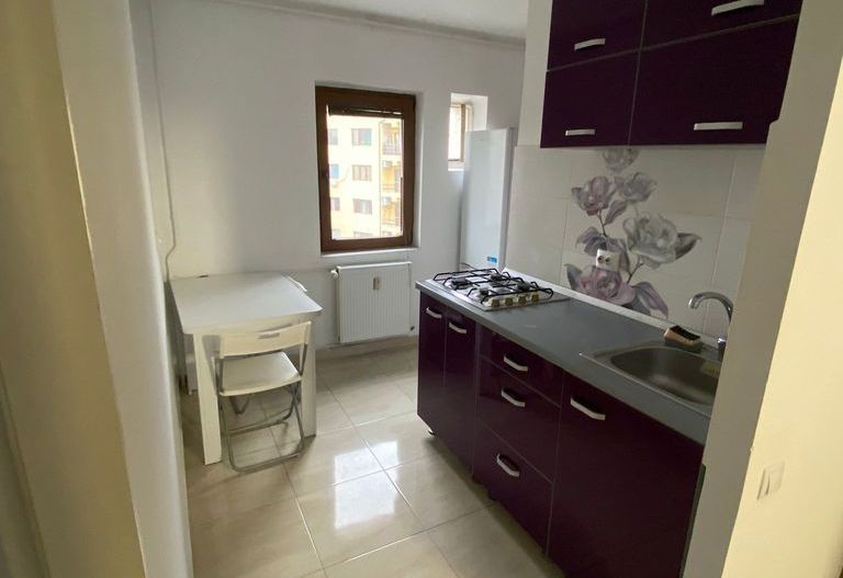 Vanzare Garsoniera 5 Minute Mall Vitan - Poză 2