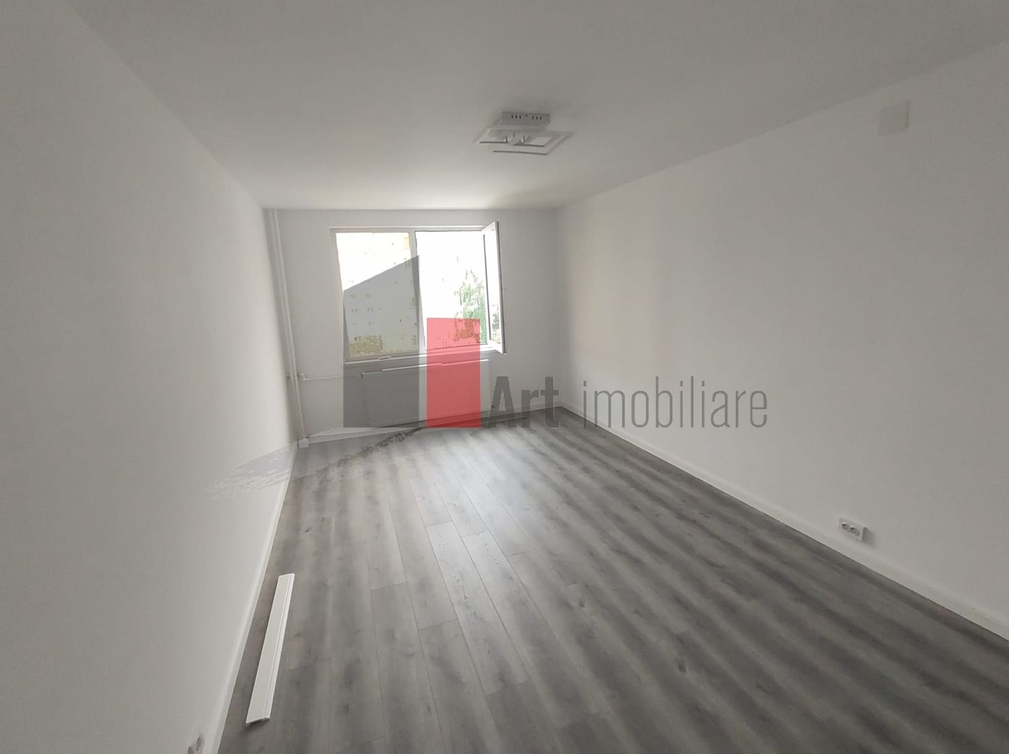 Vânzare apartament 3 camere Apărătorii Patriei - Spiru Haret - Poză 5