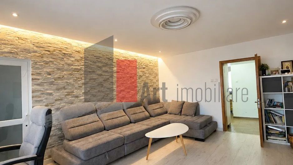 3 Camere Unirii - Camera De Comert - Poză 4