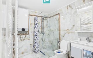 Casă 2 corpuri și 5 camere ultracentral în Curtici - Poză 7