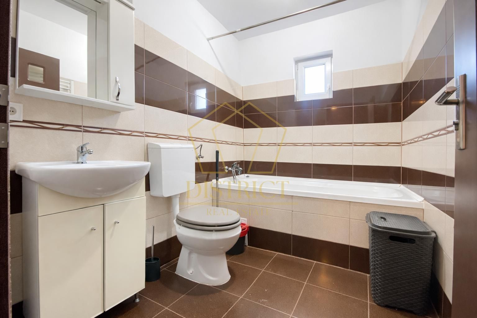 Apartament spatios cu 3 camere | Lipovei | COMISION 0 - Poză 10