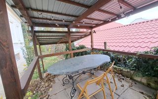 Apartament 2 camere la casa, curte si garaj! zona centrala! - Poză 4