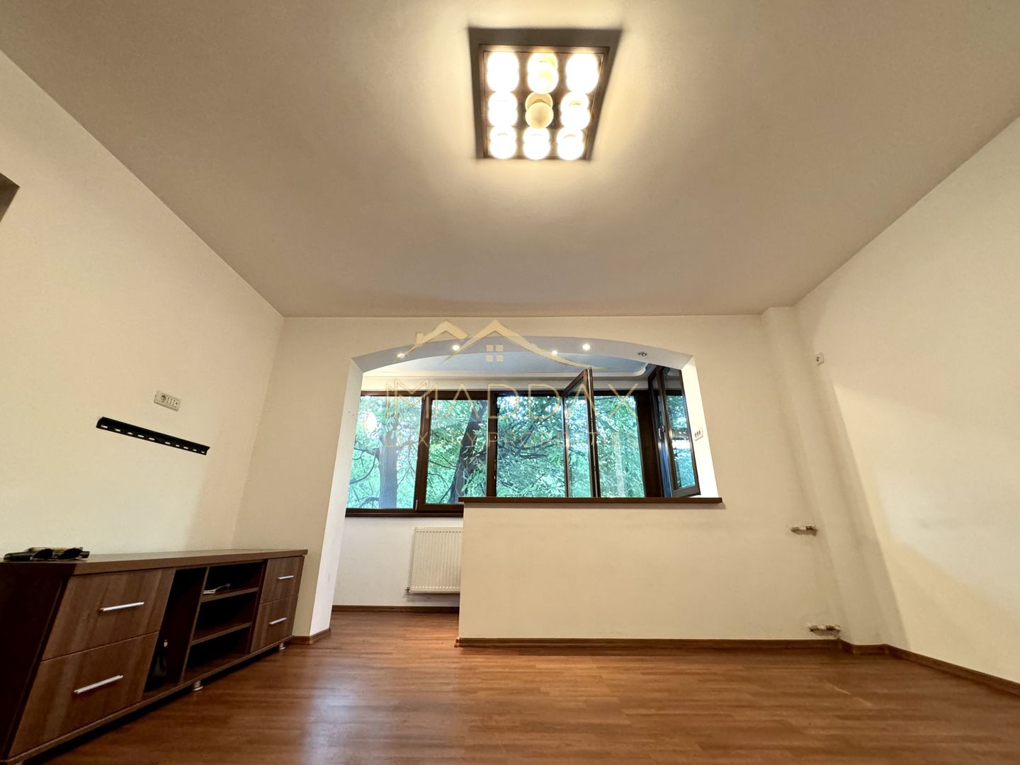 Apartament cu 3 camere // Zona Tei - Doamna Ghica - Poză 3