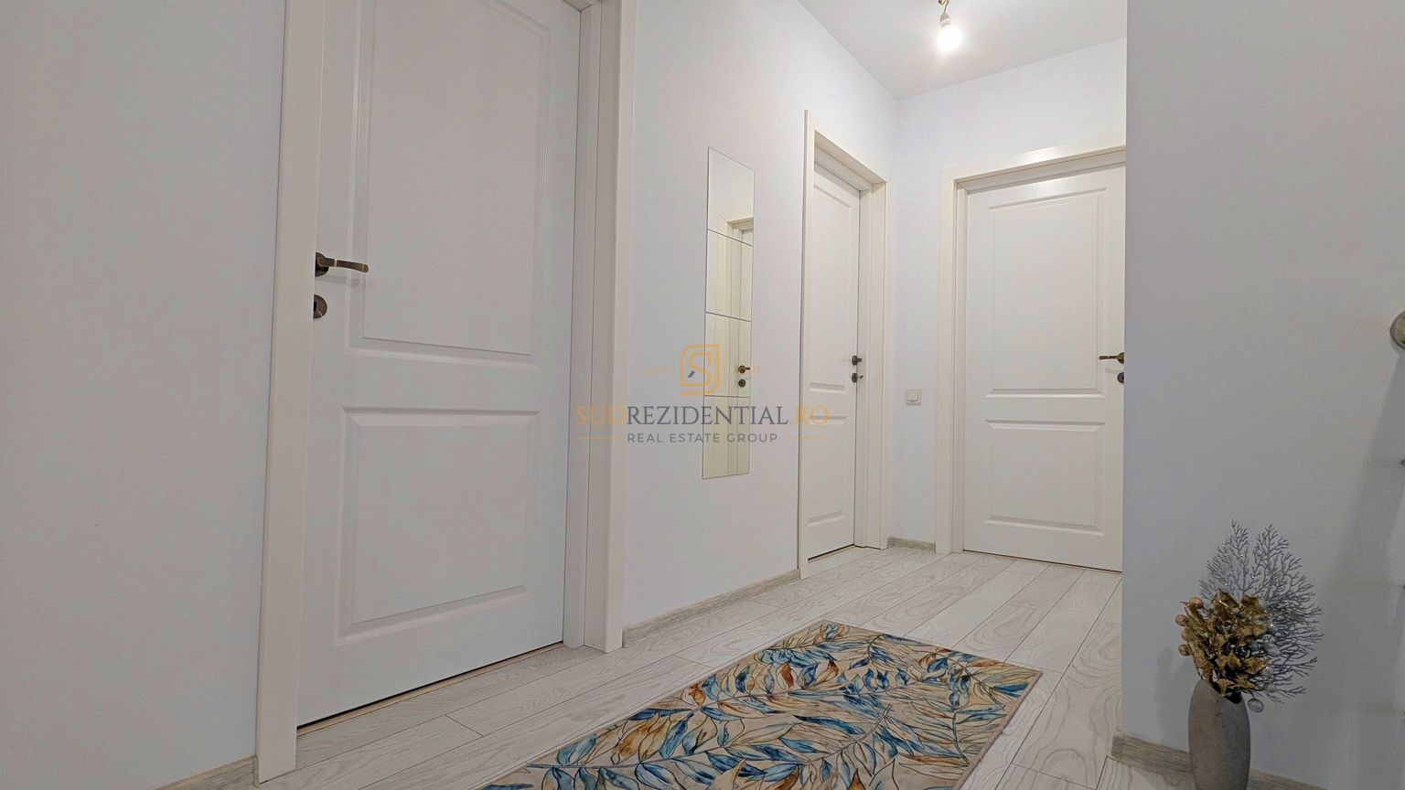 Casa individuala 4 camere, teren 234,mp, P+1 , Bd 1 Mai, Com Berceni - Poză 21