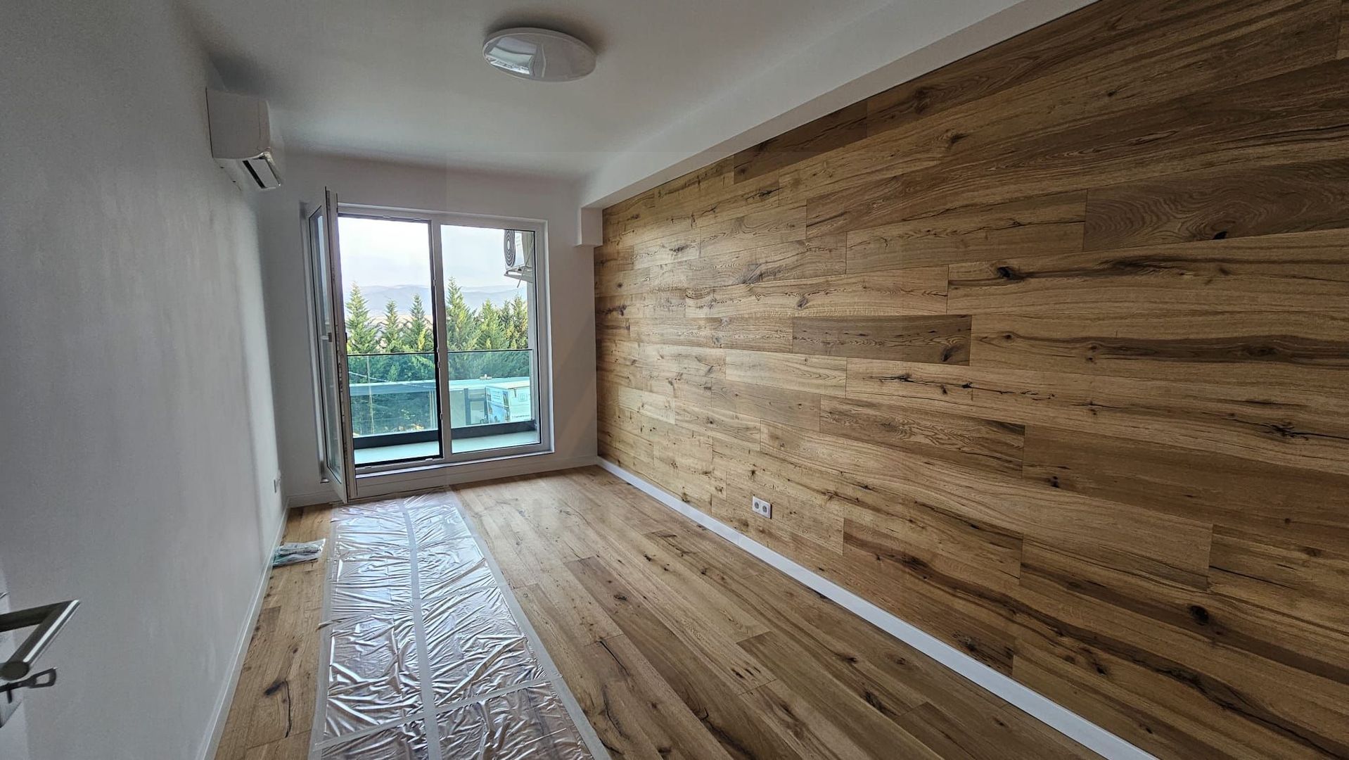 Apartament modern 3 camere 2 bai  terasa acoperita etaj 1 in Cristian - Poză 6
