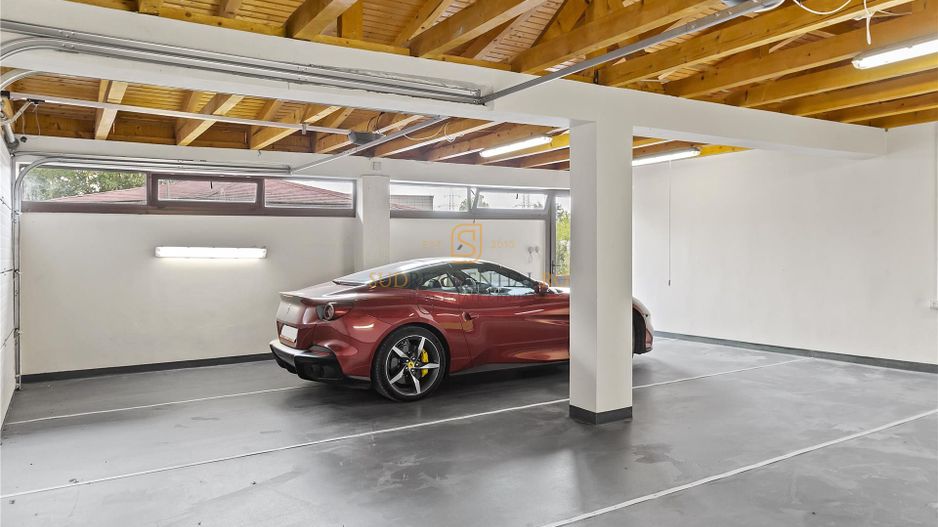 Vila exclusivista cu piscina, sauna si crama, 479.27 mp, langa padure - Poză 13